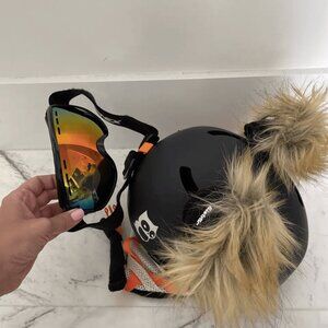 Crue Namuk Gonex Helmet With Goggles Mask Fur Ears Ski Winter Protection
